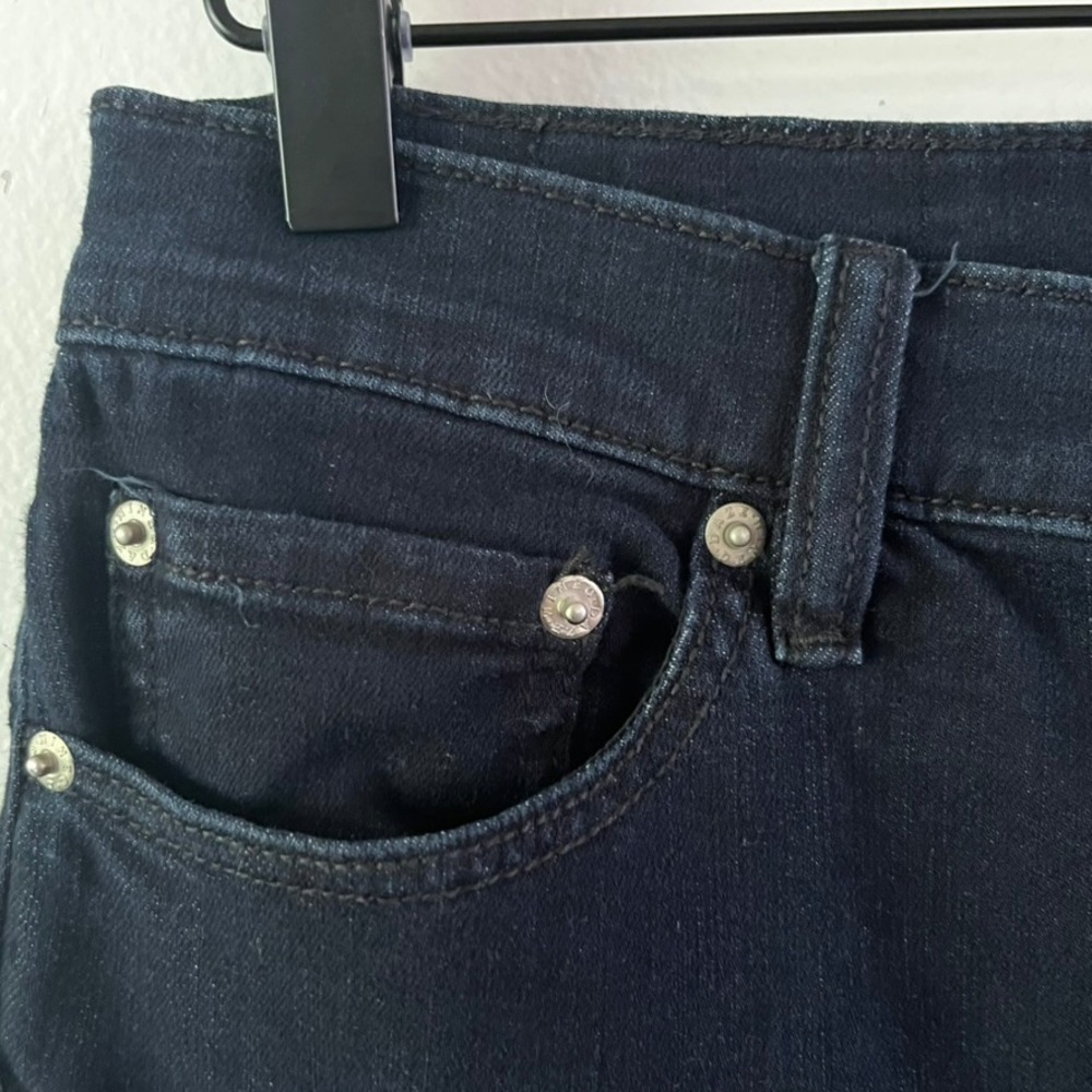 Daze Denim Dark Blue Wash High Rise Cropped Kick Flare Jeans Button Fly size 29 - Picture 3 of 11